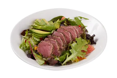 Pepper Crusted Seared Ahi Tuna Salad